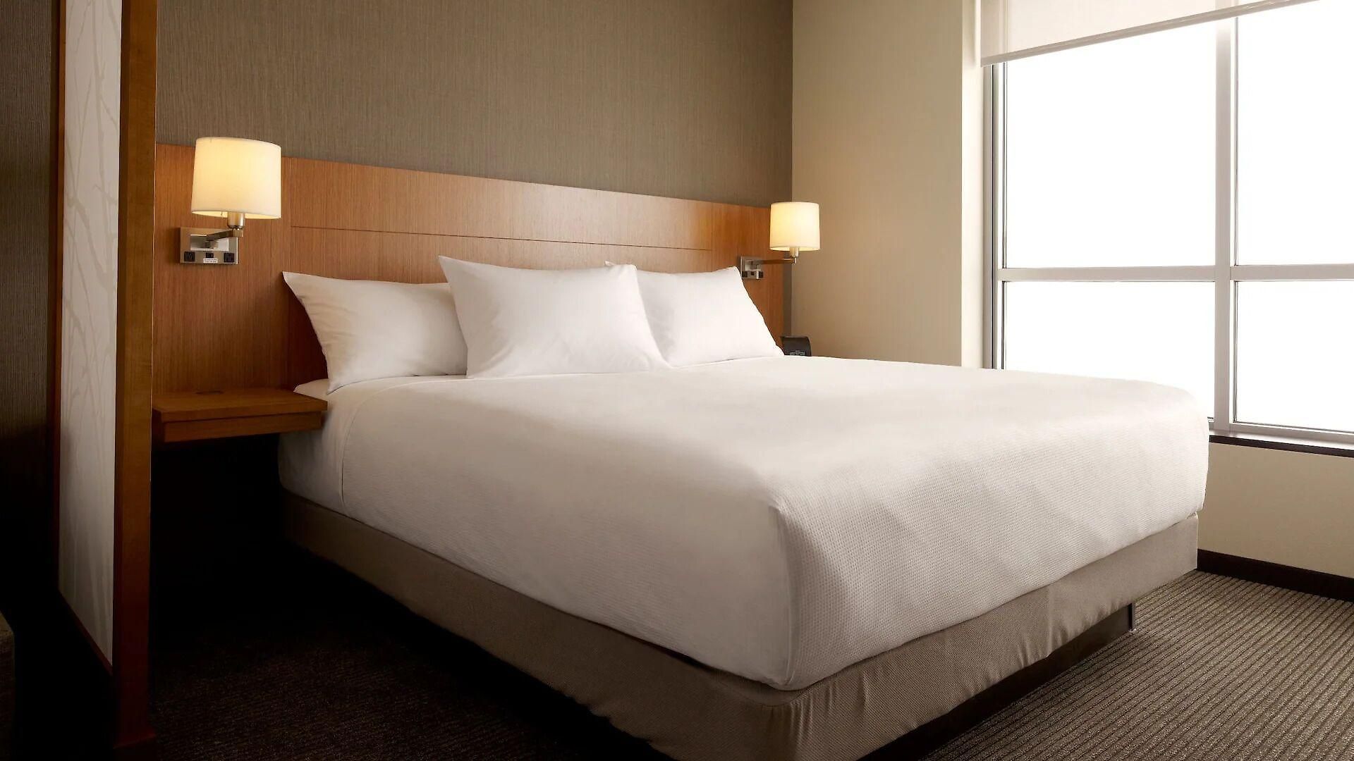 Bna Hotel 3*