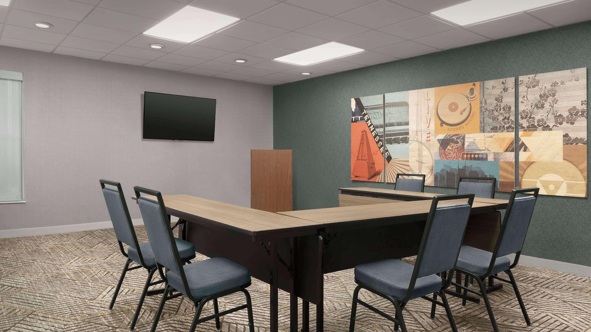 Hotel Homewood Airport 3*