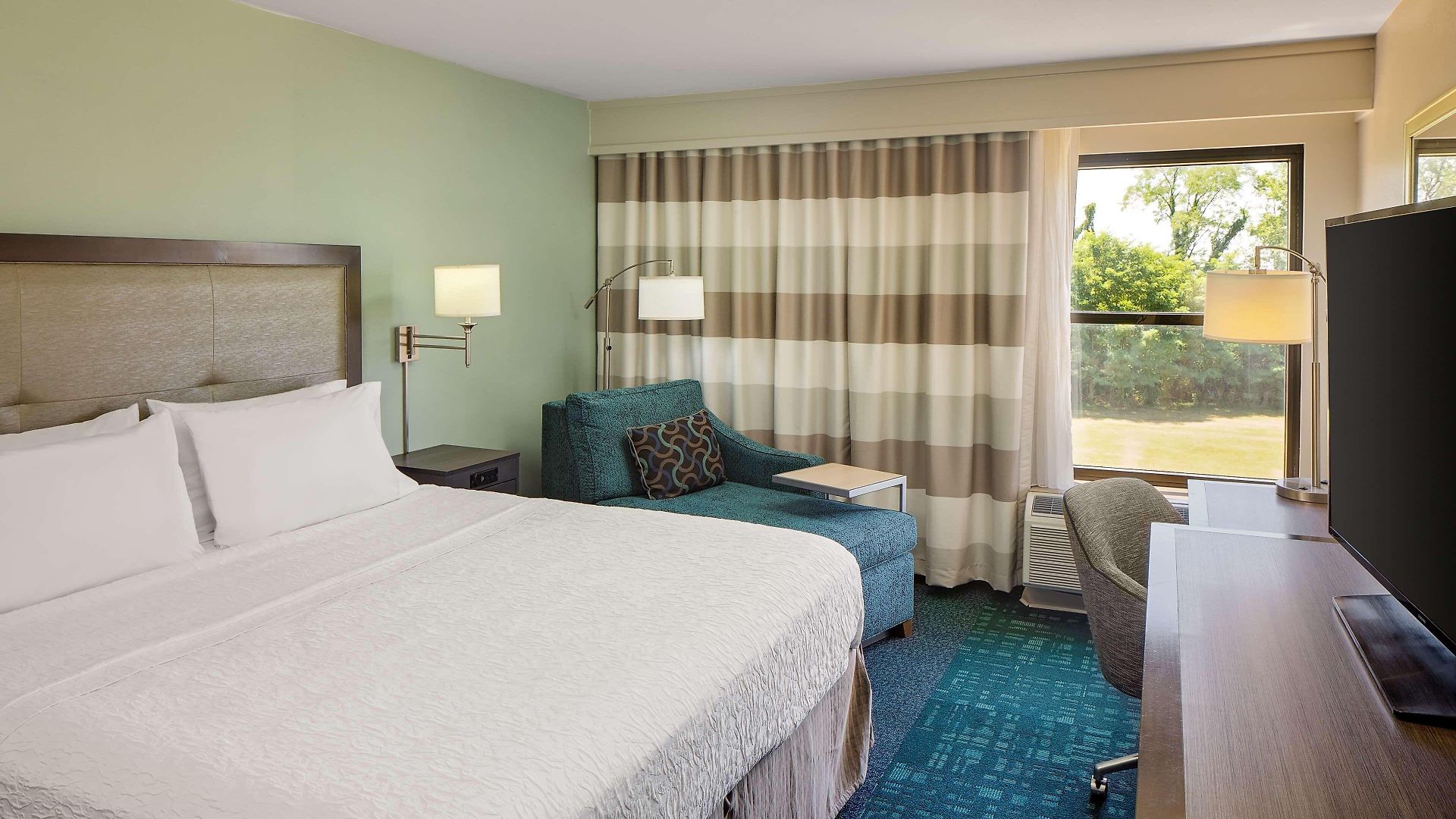 Hotel Hampton & Nashville-airport Nashville
