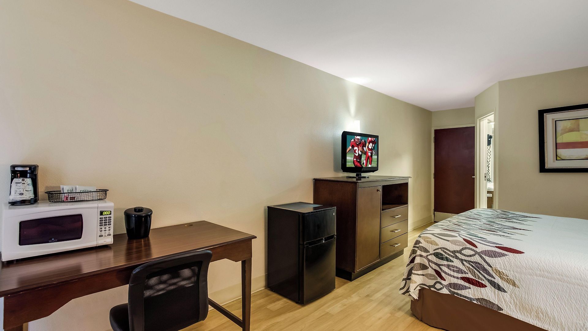 Red Roof - Music Motel 2*