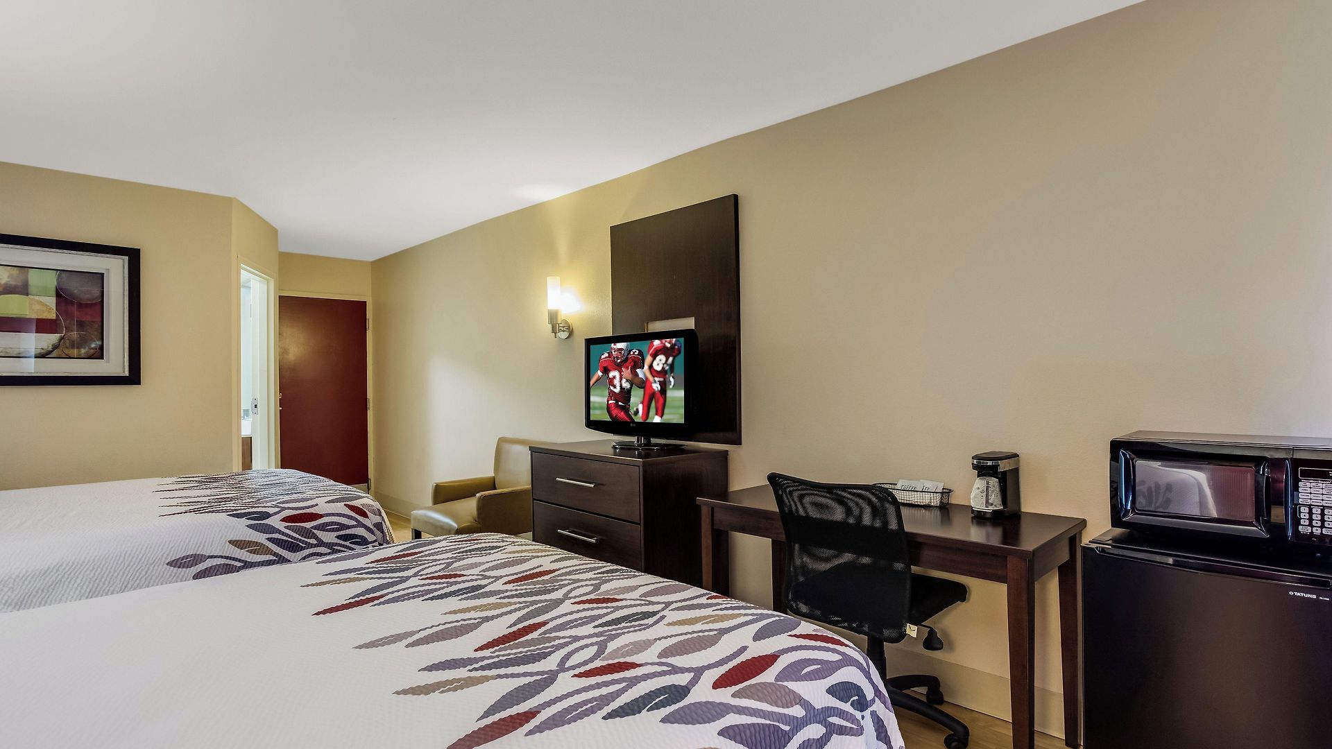Red Roof - Music Motel 2*