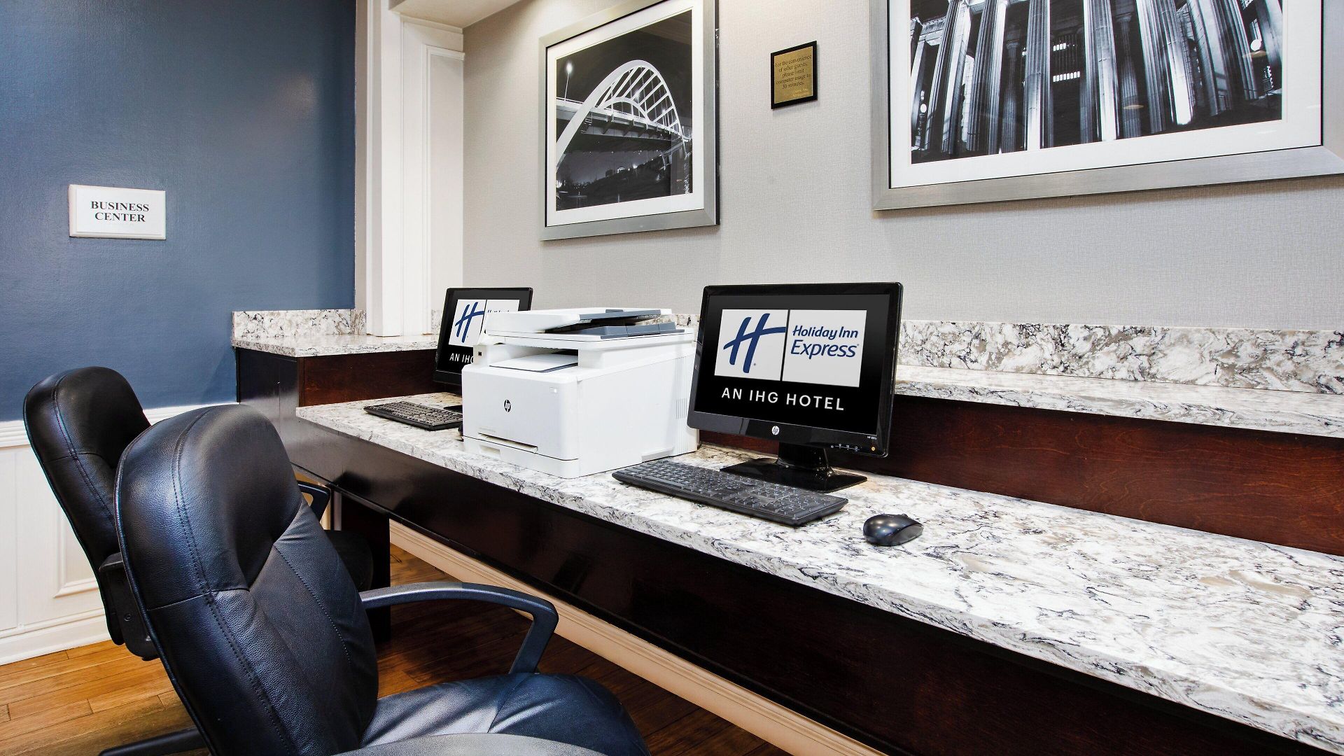 Hotel Express Nashville-downtown - Broadway By Ihg