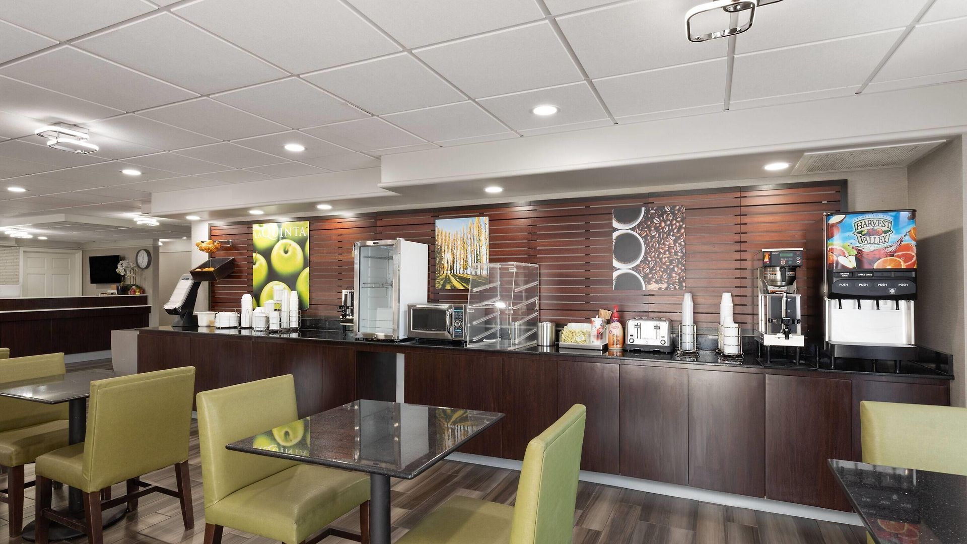 La Quinta By Wyndham South Hotel