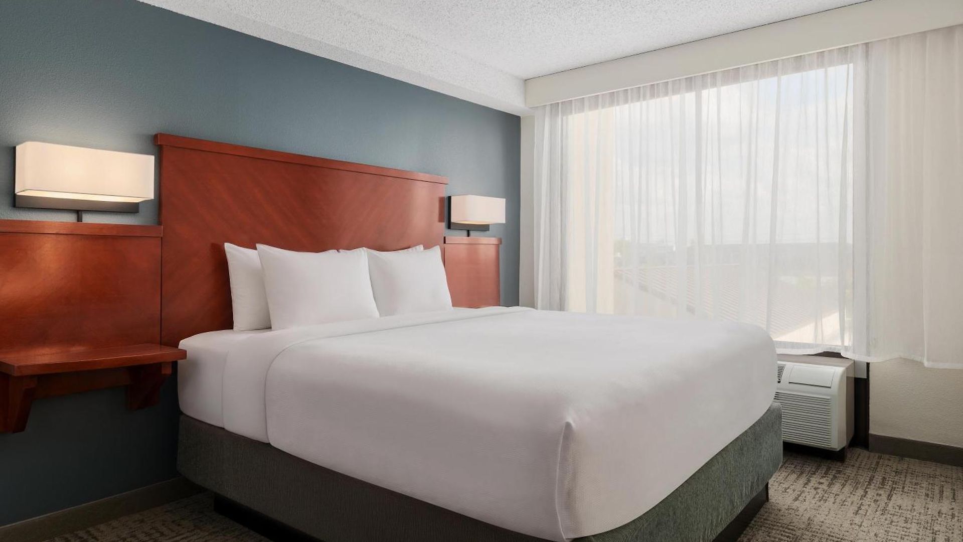 Hyatt Select Opryland 3* Nashville