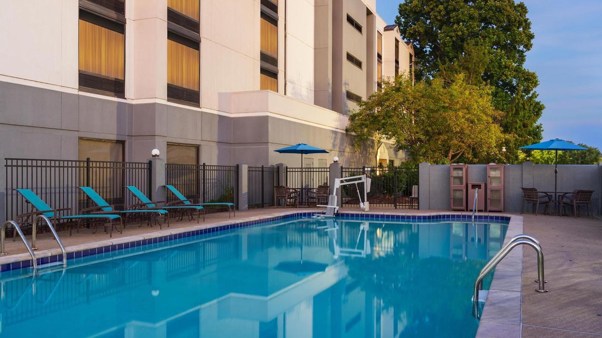 Hyatt Select Opryland 3* Nashville