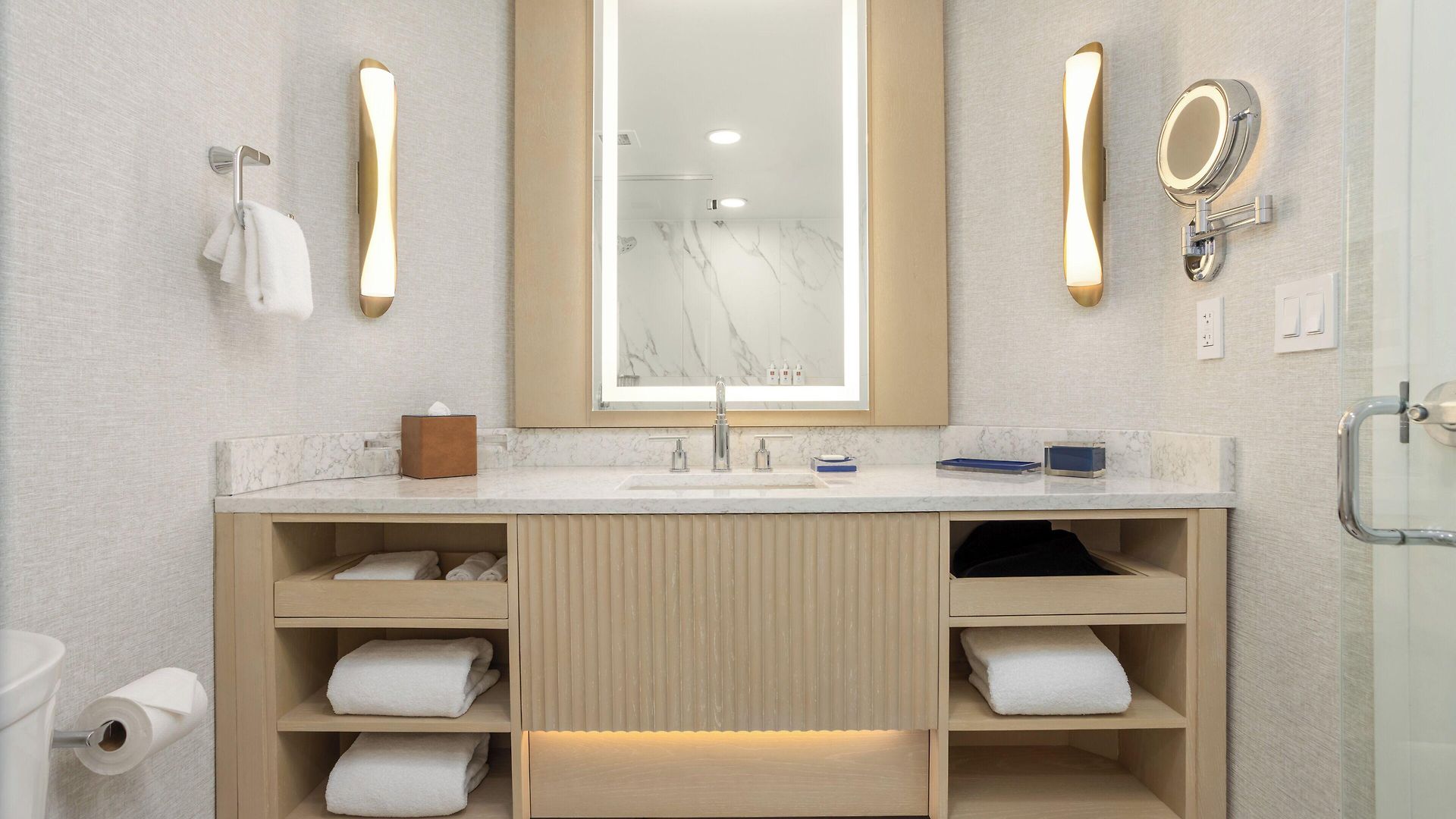 Loews At Vanderbilt Plaza Hotel 5*