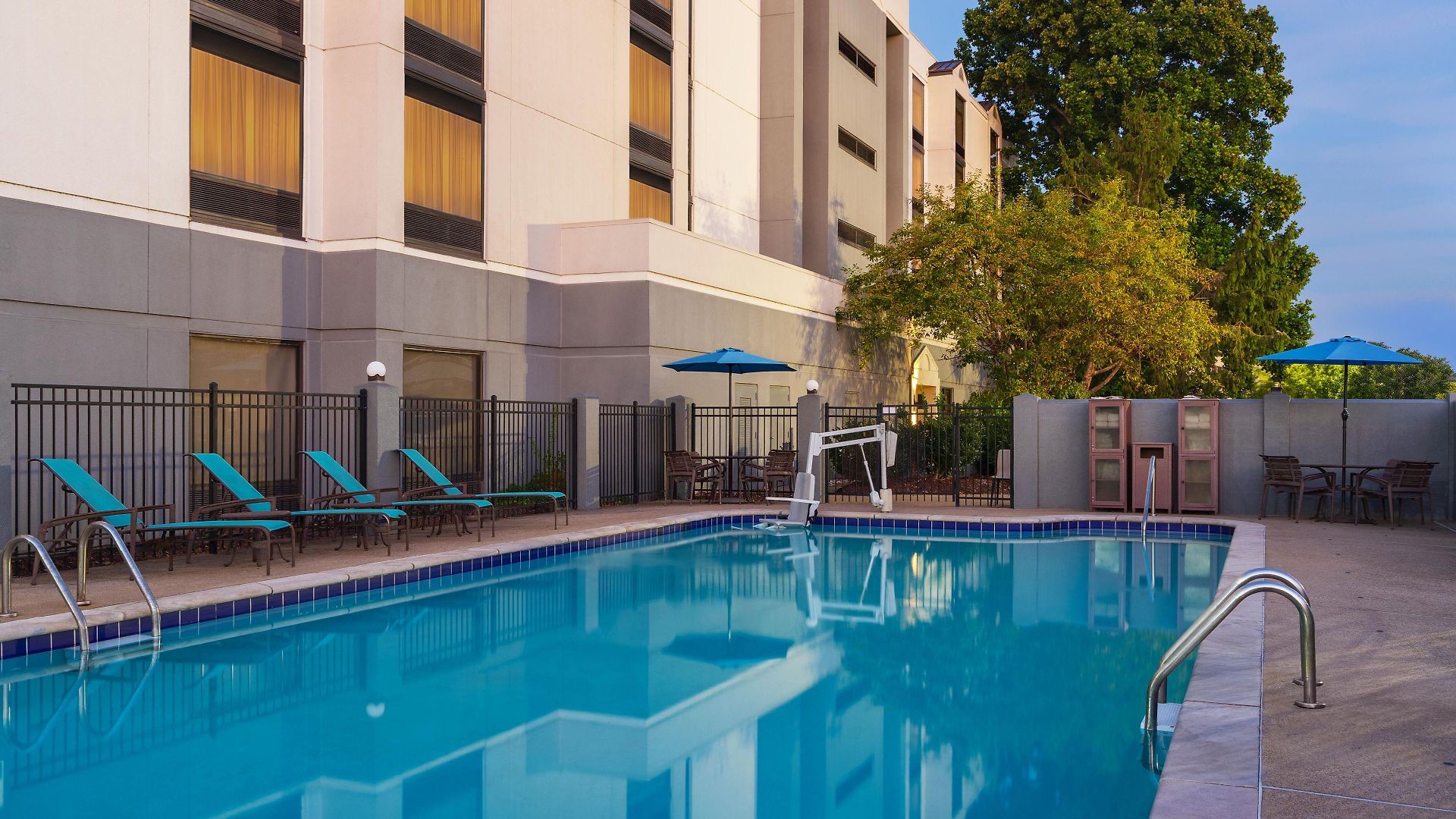 Hyatt Select Opryland Hotel Nashville