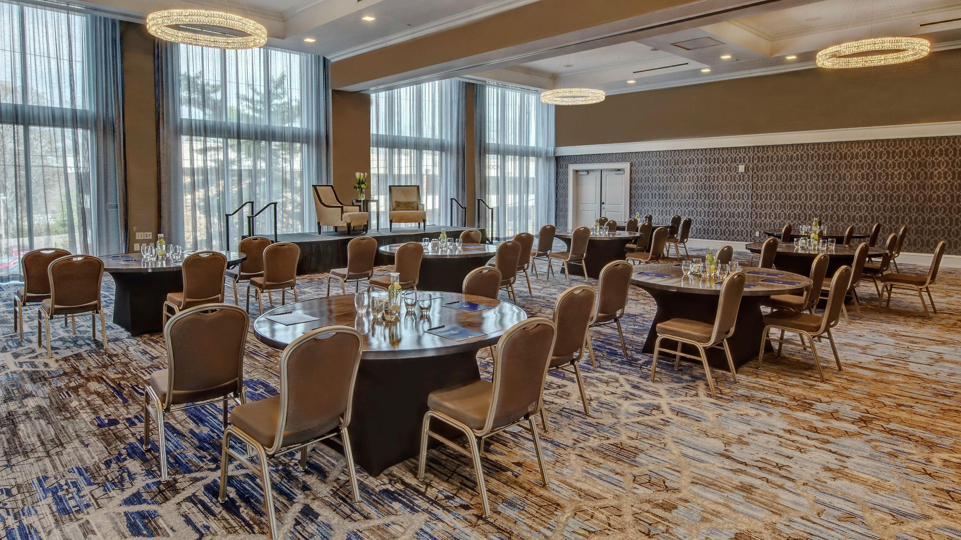 Hilton Hills Hotel