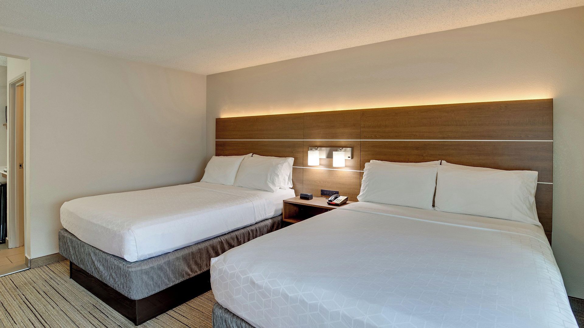 Express W-i40 By Ihg 3* Nashville