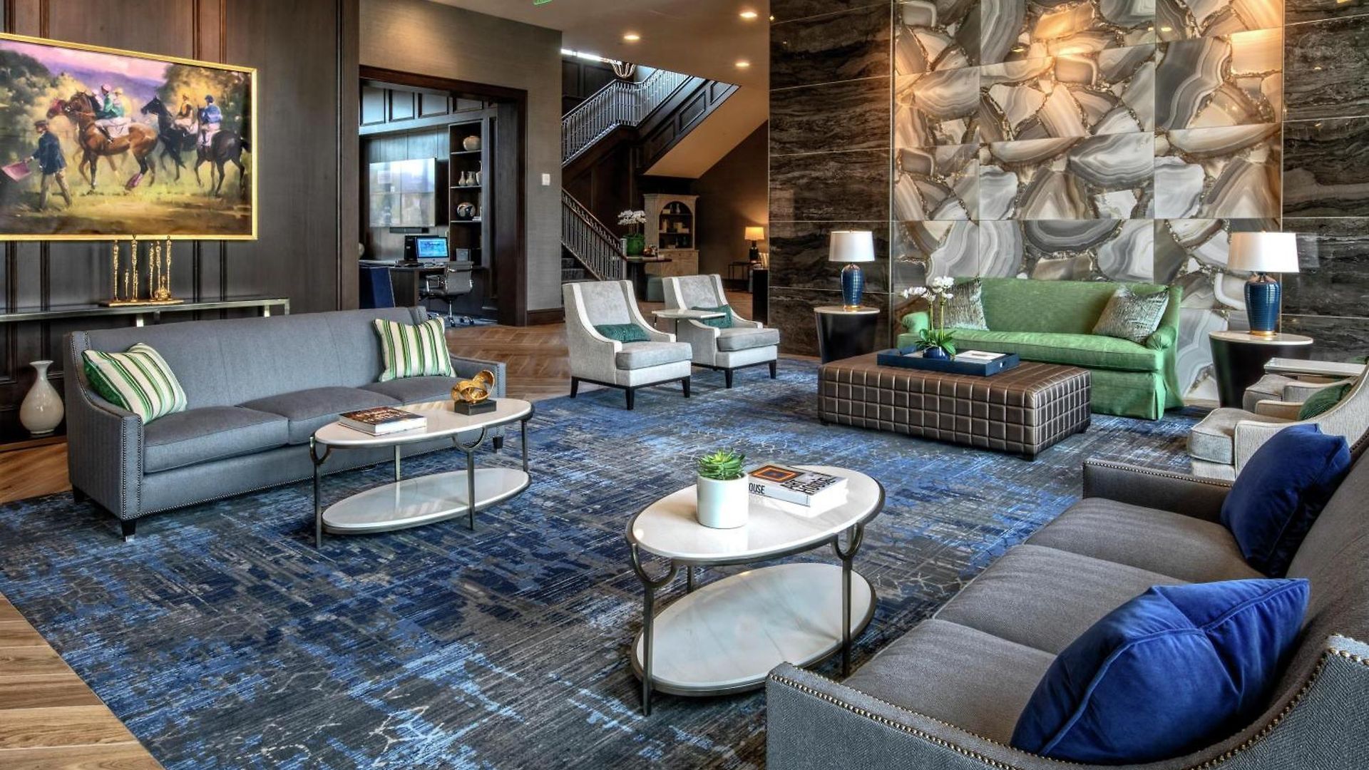 Hilton Hills 4*