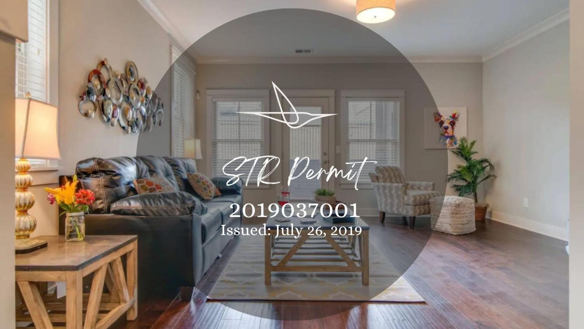Modern 3 King Belmont Retreat With 2 Living Walk To Belmont & Vanderbilt Near Music Row The Gulch & 12th South 2 Miles To Broadway Large Dining Table Smart Tvs Parking 24 Hr Hospitality Nashville