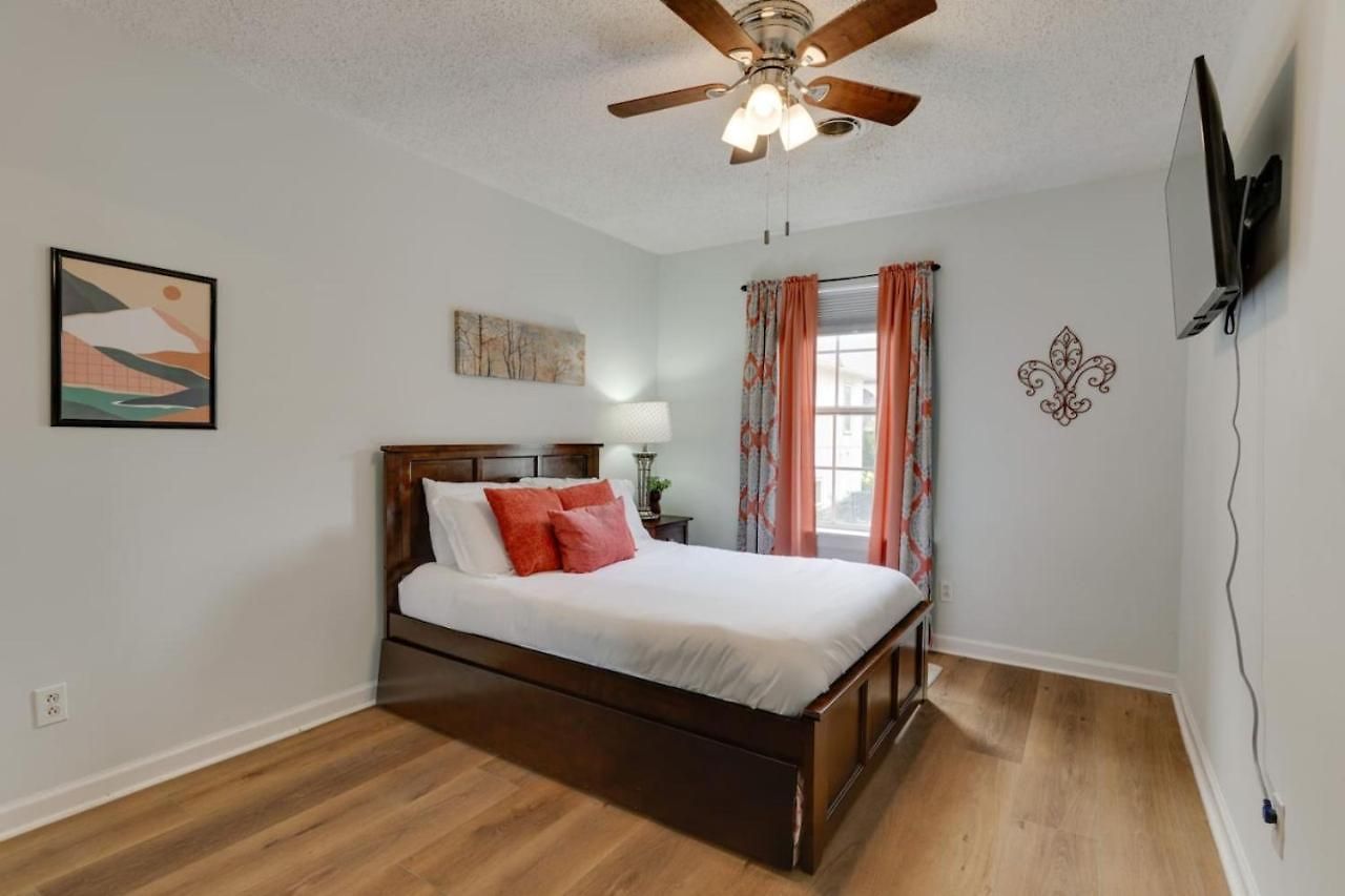 Beautiful 3 Bedroom- Free Parking 2m To Broadway * Nashville
