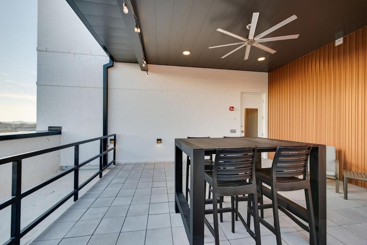 Jolene On Main - East Nash - 1 Mile To Dtnash - New Holiday home Nashville
