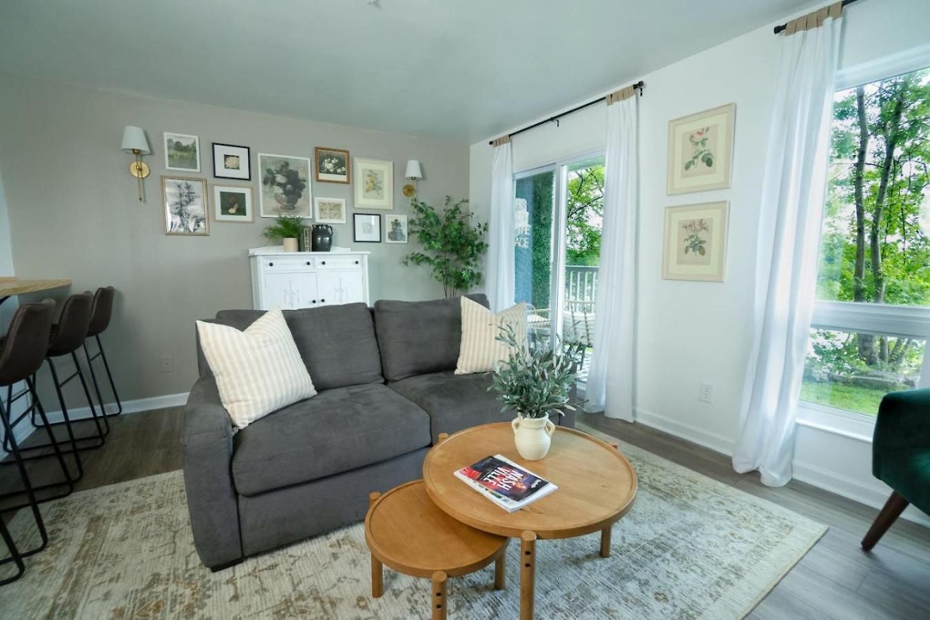 Holiday home Riverfront Oasis Pool King Bed Walk To Broadway Nashville