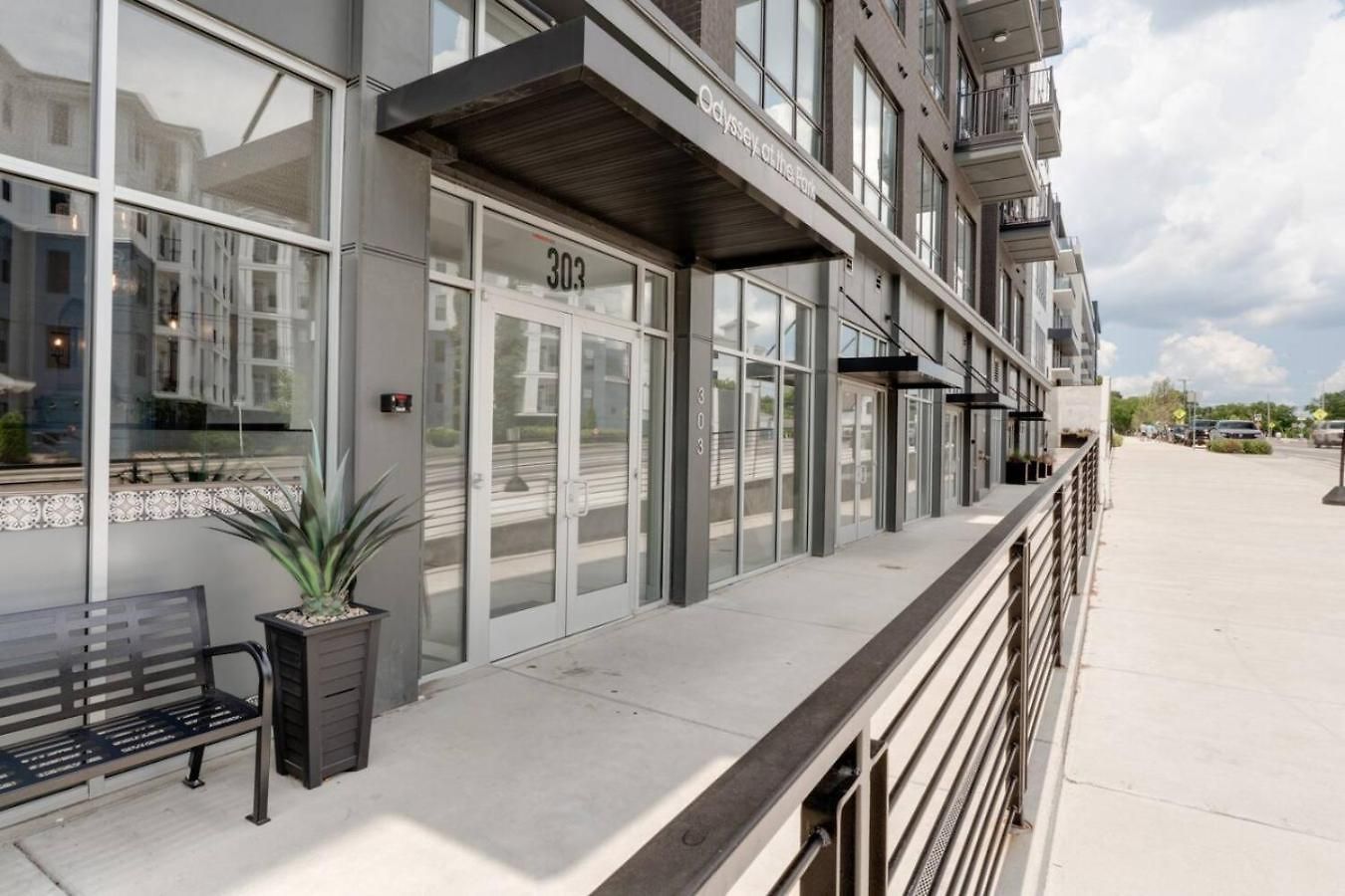 Holiday home Walk To Nightlife, Vanderbilt, Minutes To Broadway Nashville