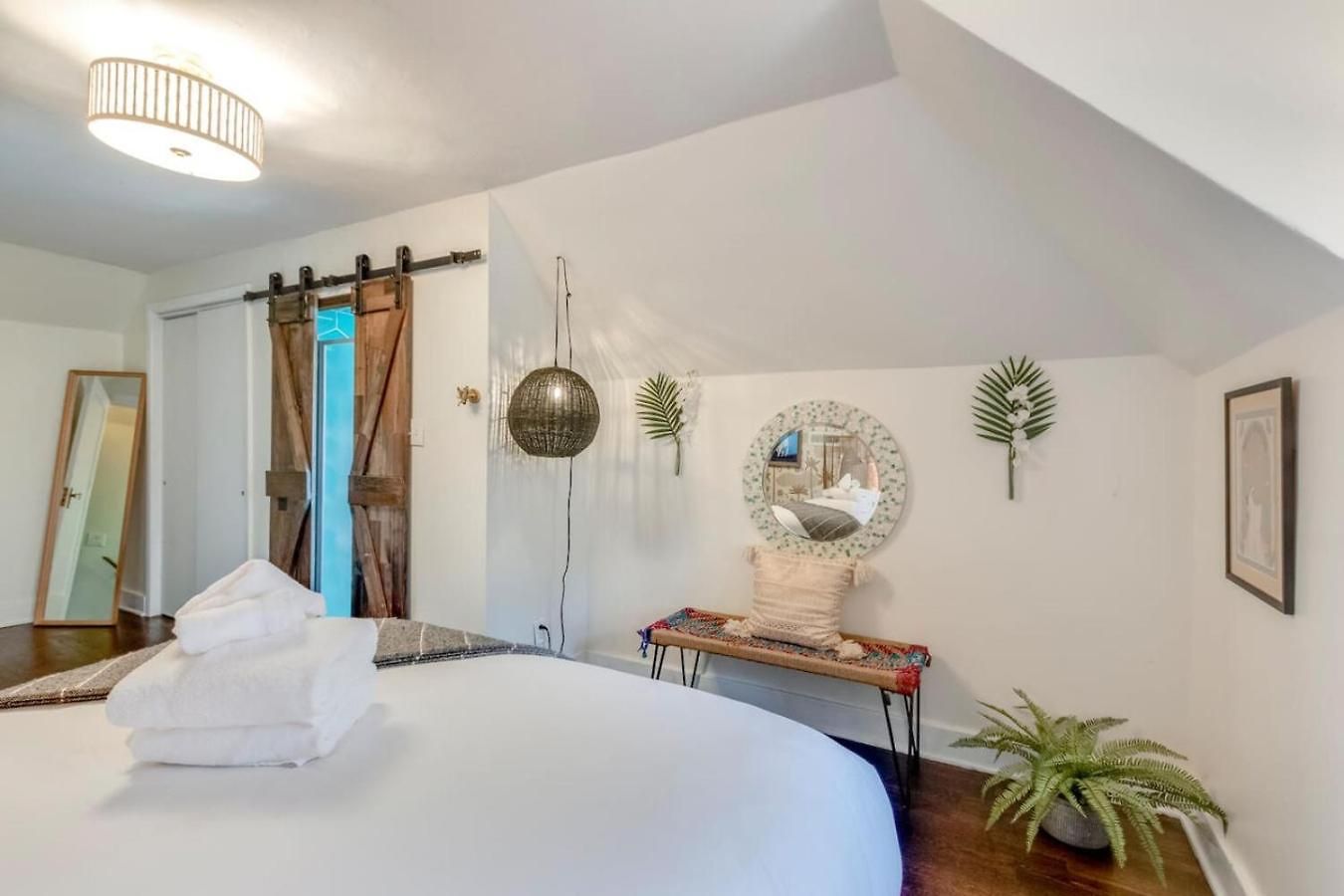 Unique And Stylish East 3 Bedroom 2.5 Bath *