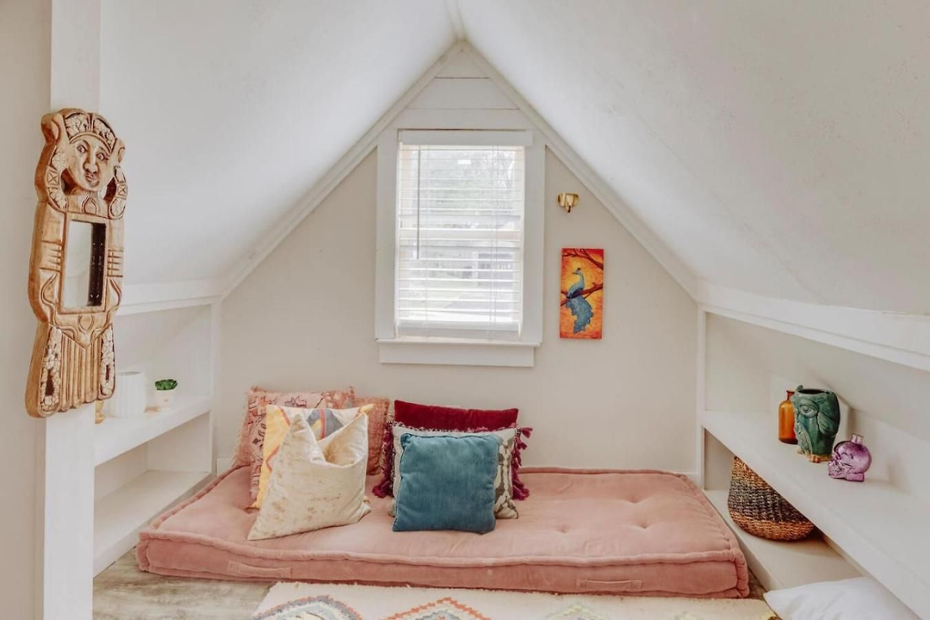 Unique And Stylish East 3 Bedroom 2.5 Bath Holiday home