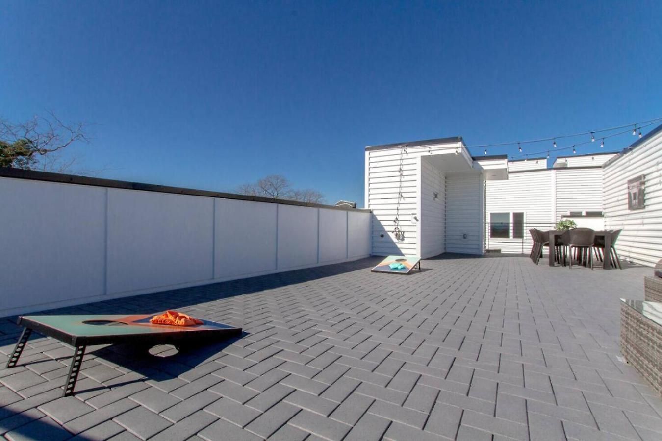 Beautiful West Rooftop Deck Holiday home Nashville