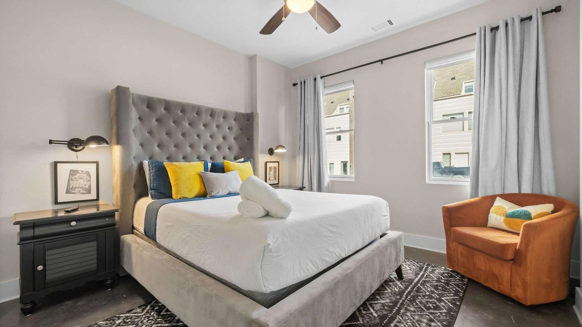 Holiday home Music Mansion 2 Miles To Broadway - 13 Beds