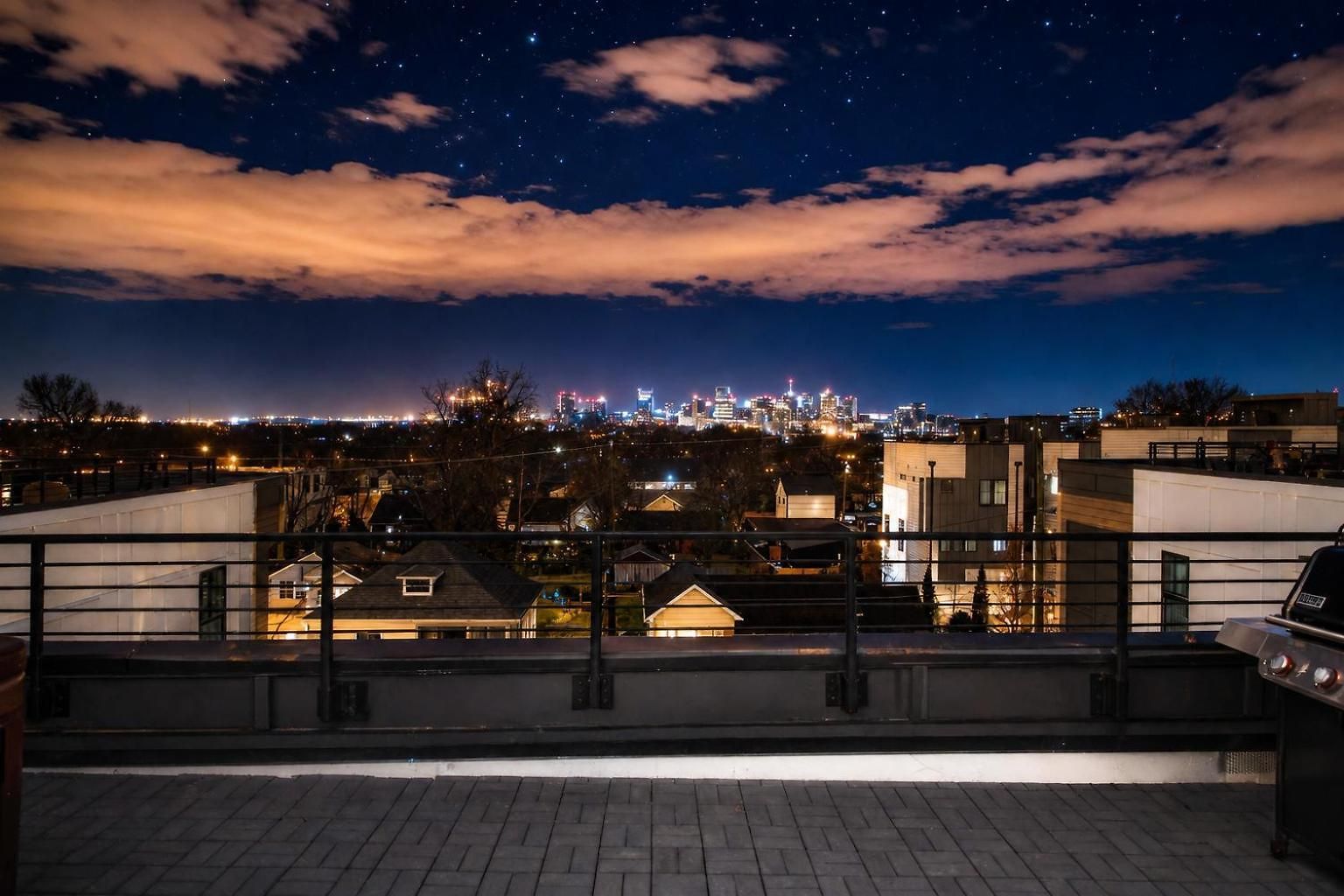 Holiday home Escape With Skyline Deck And Hot Tub Nashville