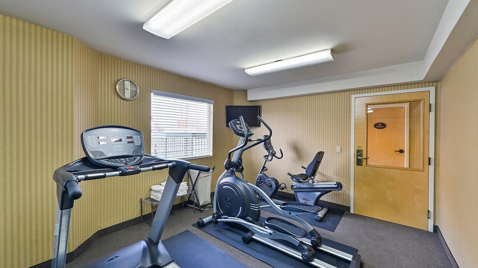 Sleep Near Percy Priest Inn 4*