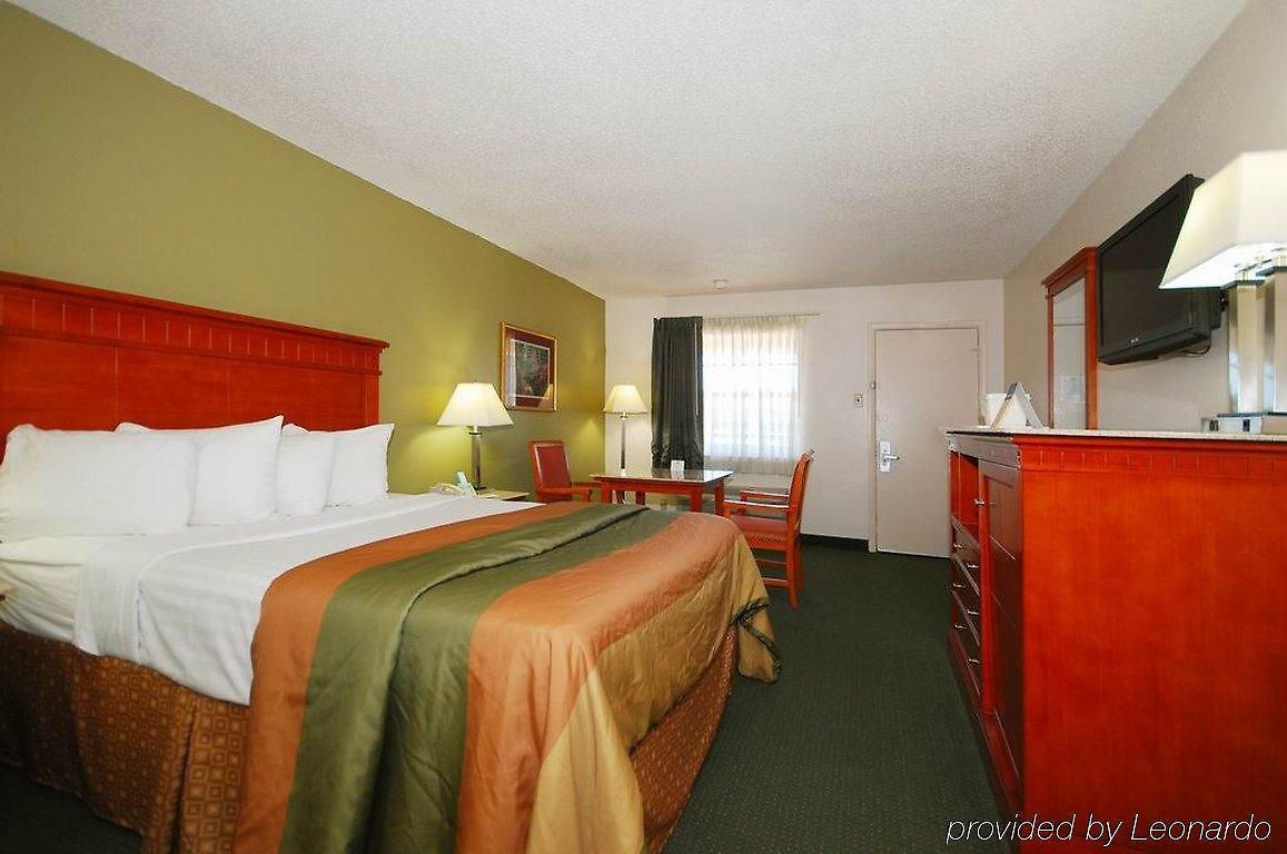 Hotel Rodeway & 3*