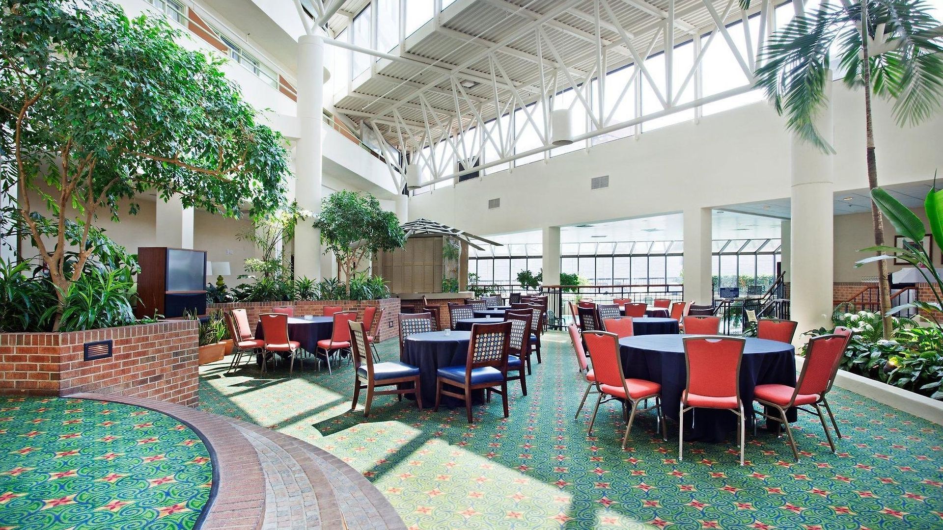 Airport Marriott Hotel