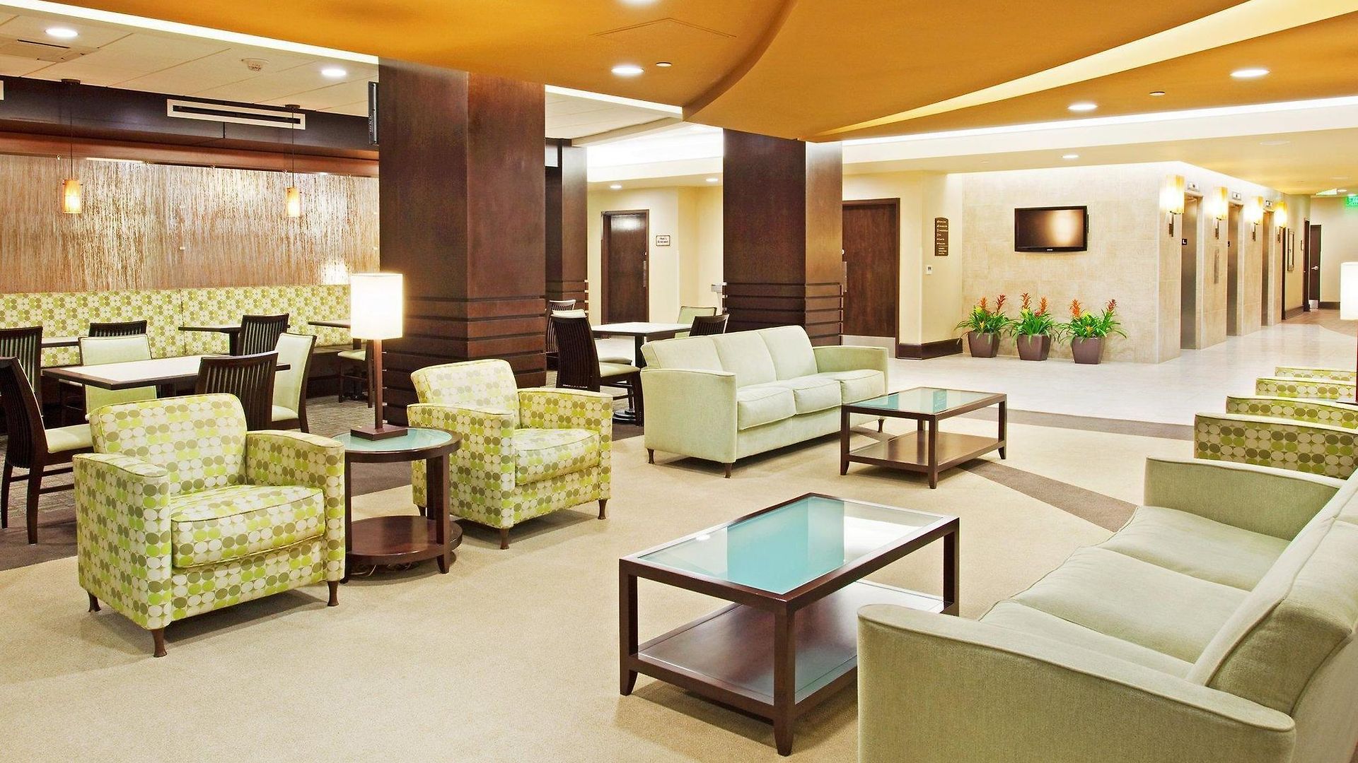 - Vanderbilt - Dwtn By Ihg Nashville