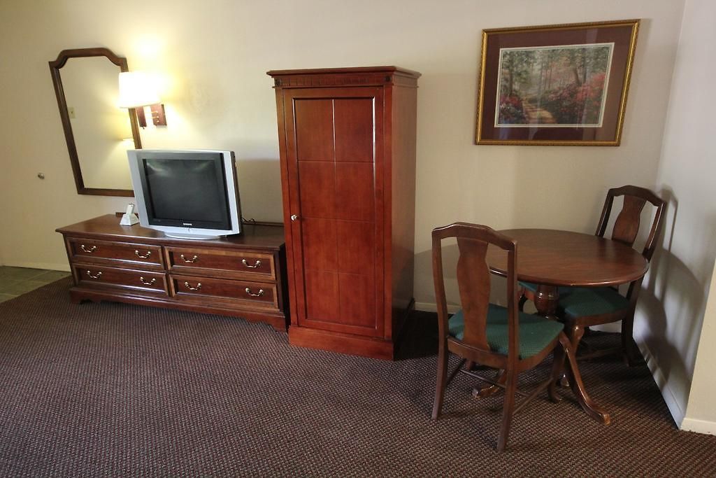 Hotel Rodeway & 3*