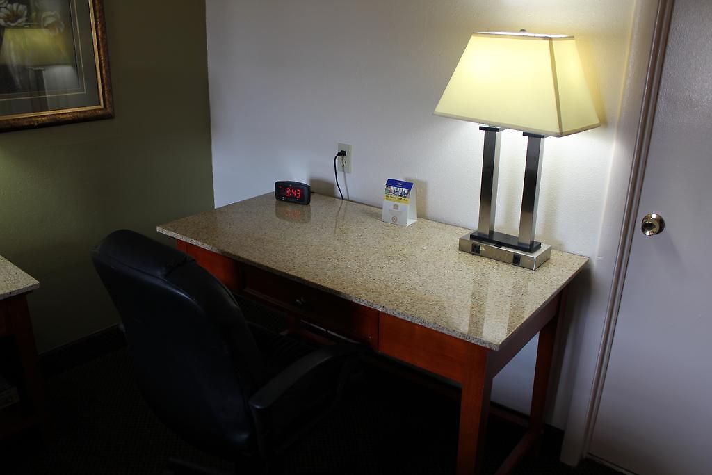 Hotel Rodeway &