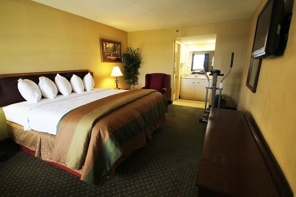 Hotel Rodeway &