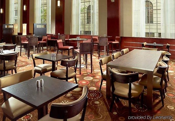 Courtyard By Marriott Downtown 3*