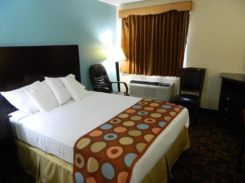 Hotel Luxe 2*
