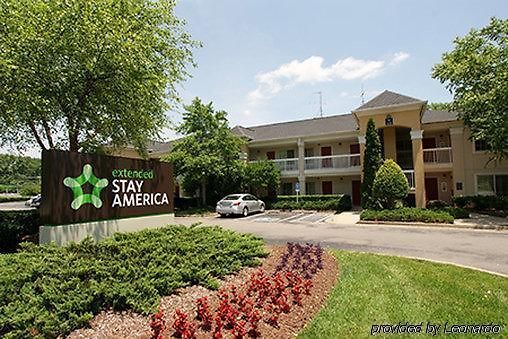 Hotel Extended America - - Airport - Music