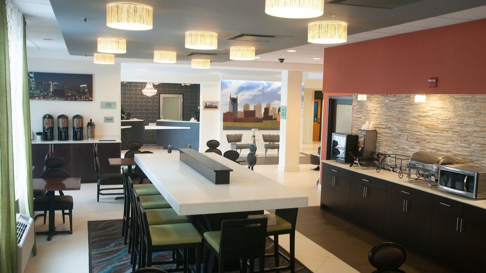 Country & By Radisson Airport Tn Hotel Nashville