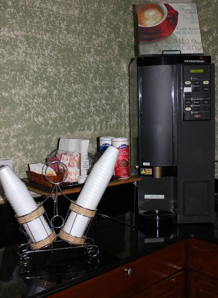 Hotel Quarters &