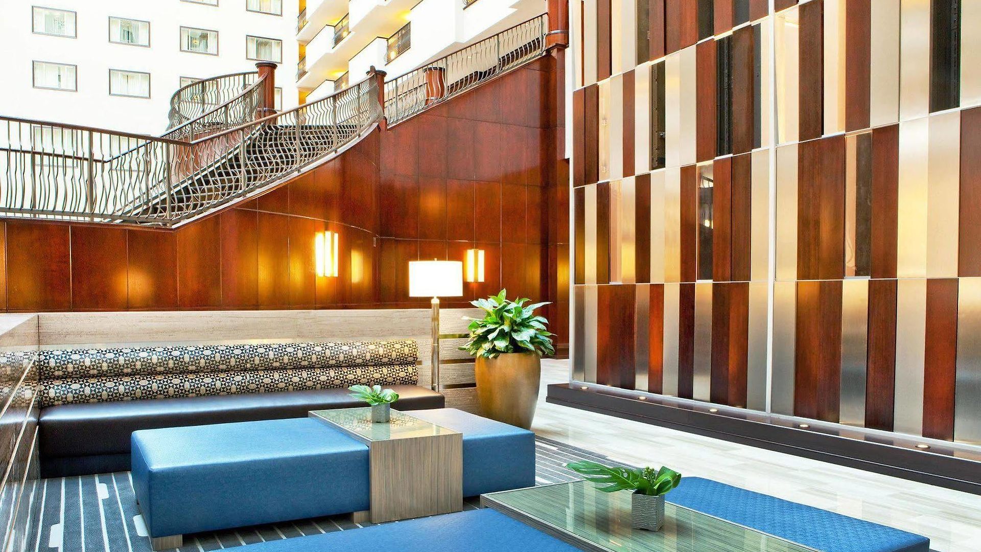 Hilton Downtown 4*
