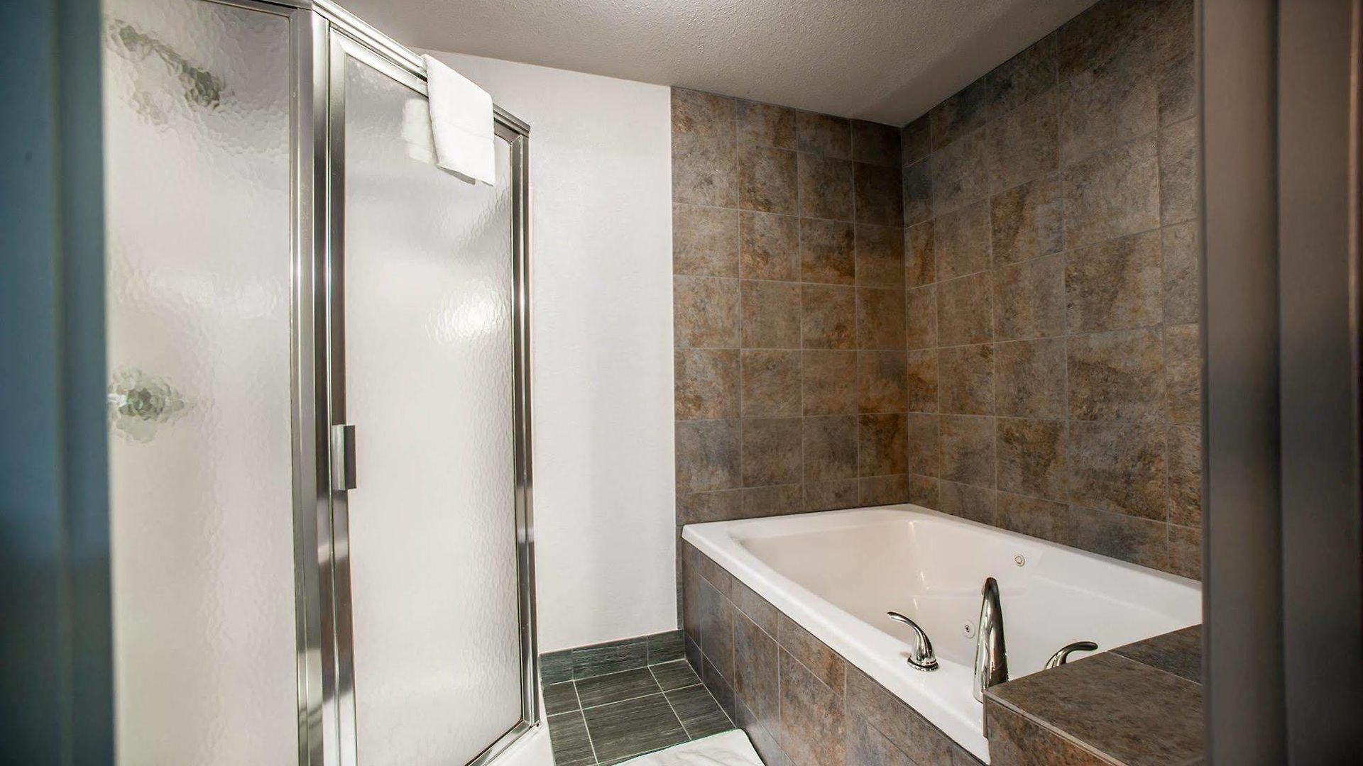 Comfort Airport - Bna Hotel Nashville