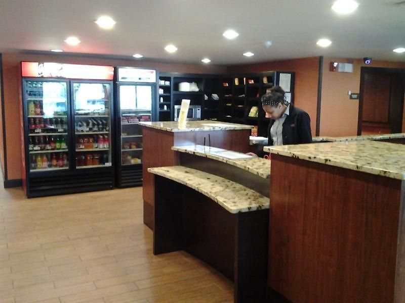 Hotel Comfort & Downtown - Stadium 4*