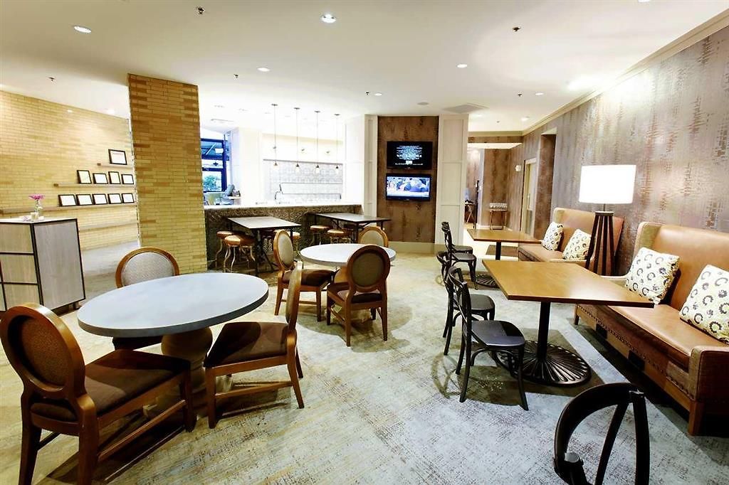 Hotel Doubletree By Hilton Downtown 4*