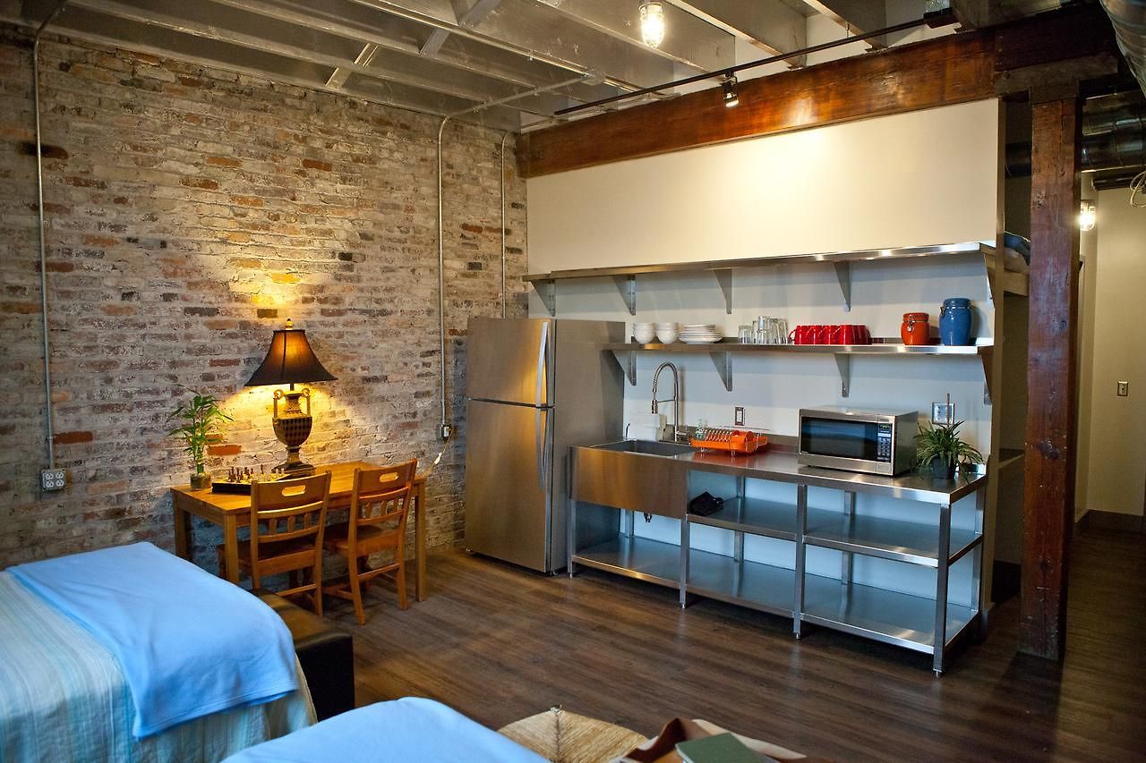 Hostel Downtown - Adults Only