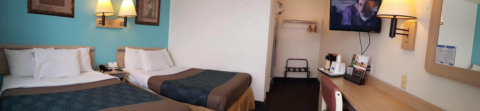 Motel Rodeway 2*