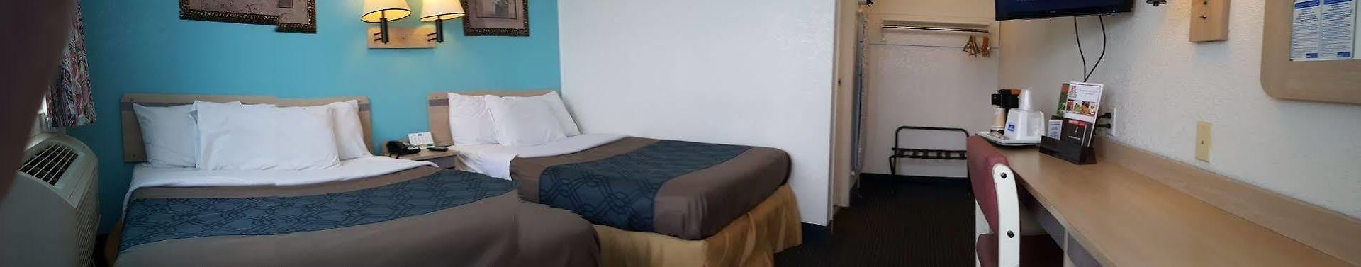 Motel Rodeway 2*