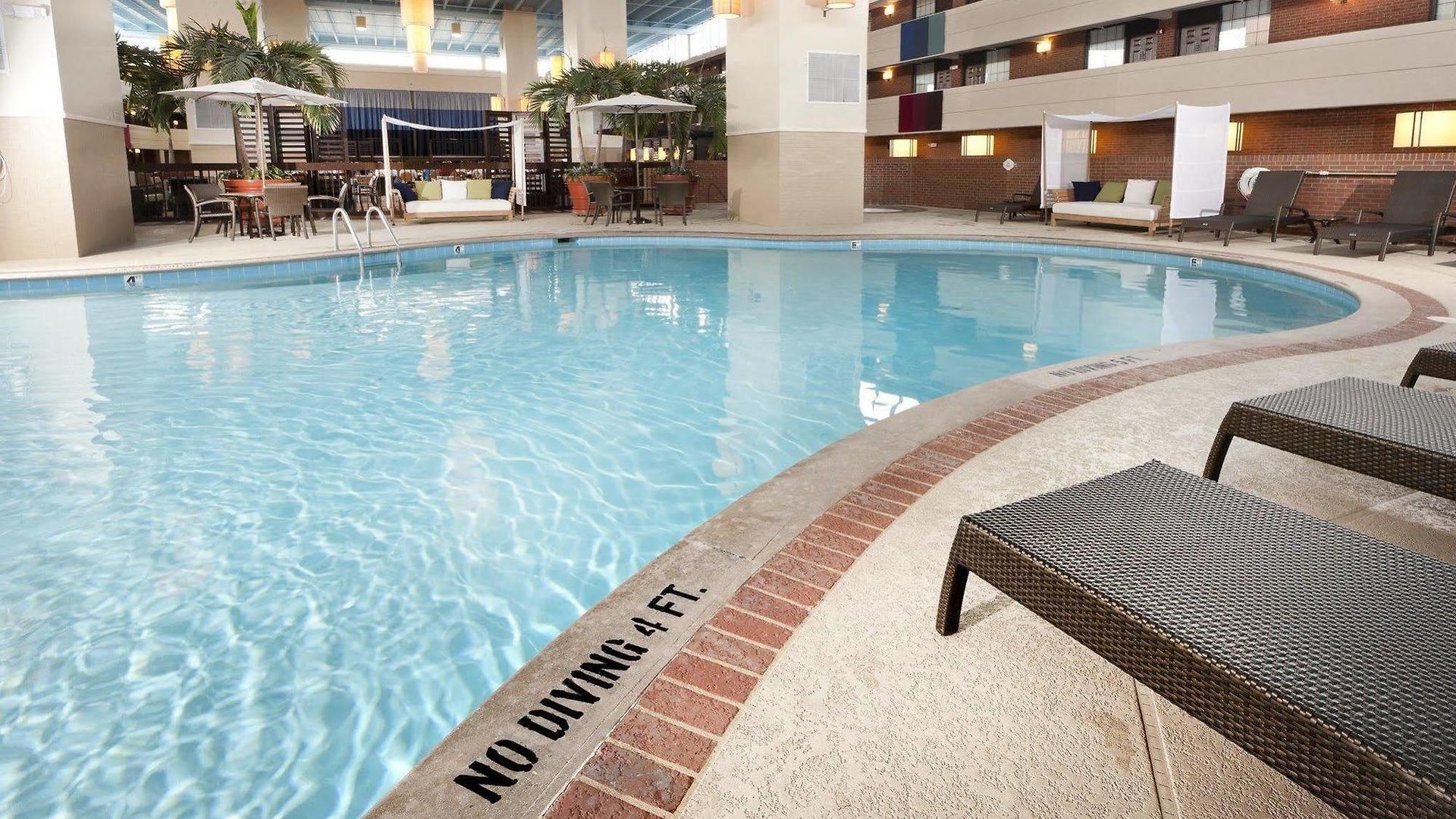 The At Opryland, A Gaylord 3*