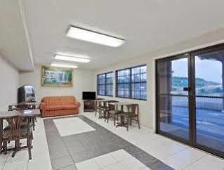 Hotel Days By Wyndham Downtown-nashville West Trinity Lane 2*