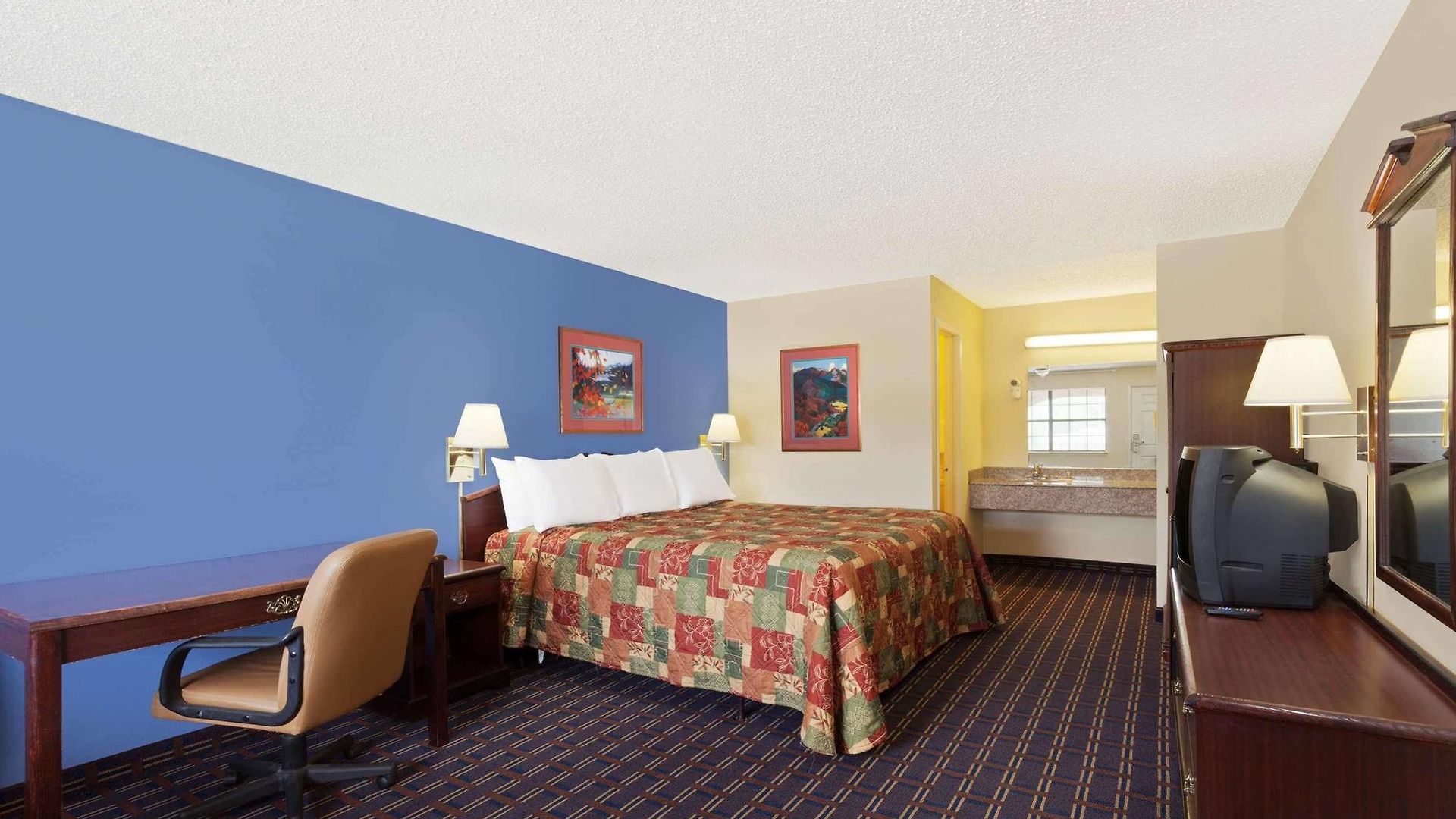 Days By Wyndham Downtown-nashville West Trinity Lane Nashville