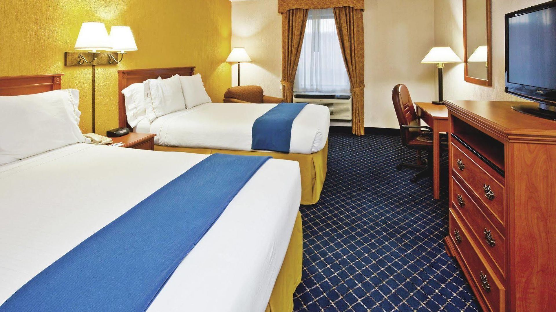 Express & Nashville-i-40 & I-24 Hotel 3*