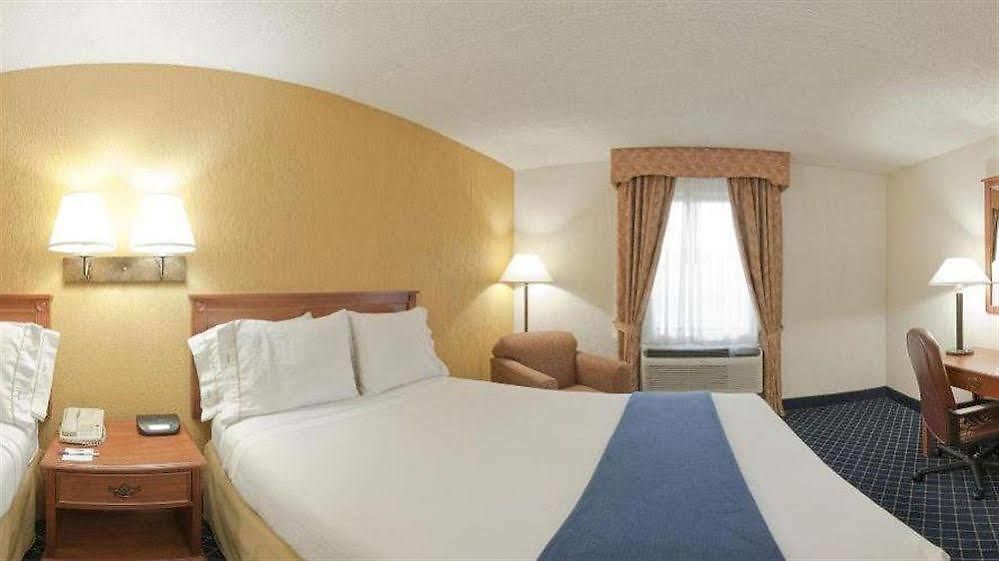 Hotel Express & Nashville-i-40 & I-24 Nashville