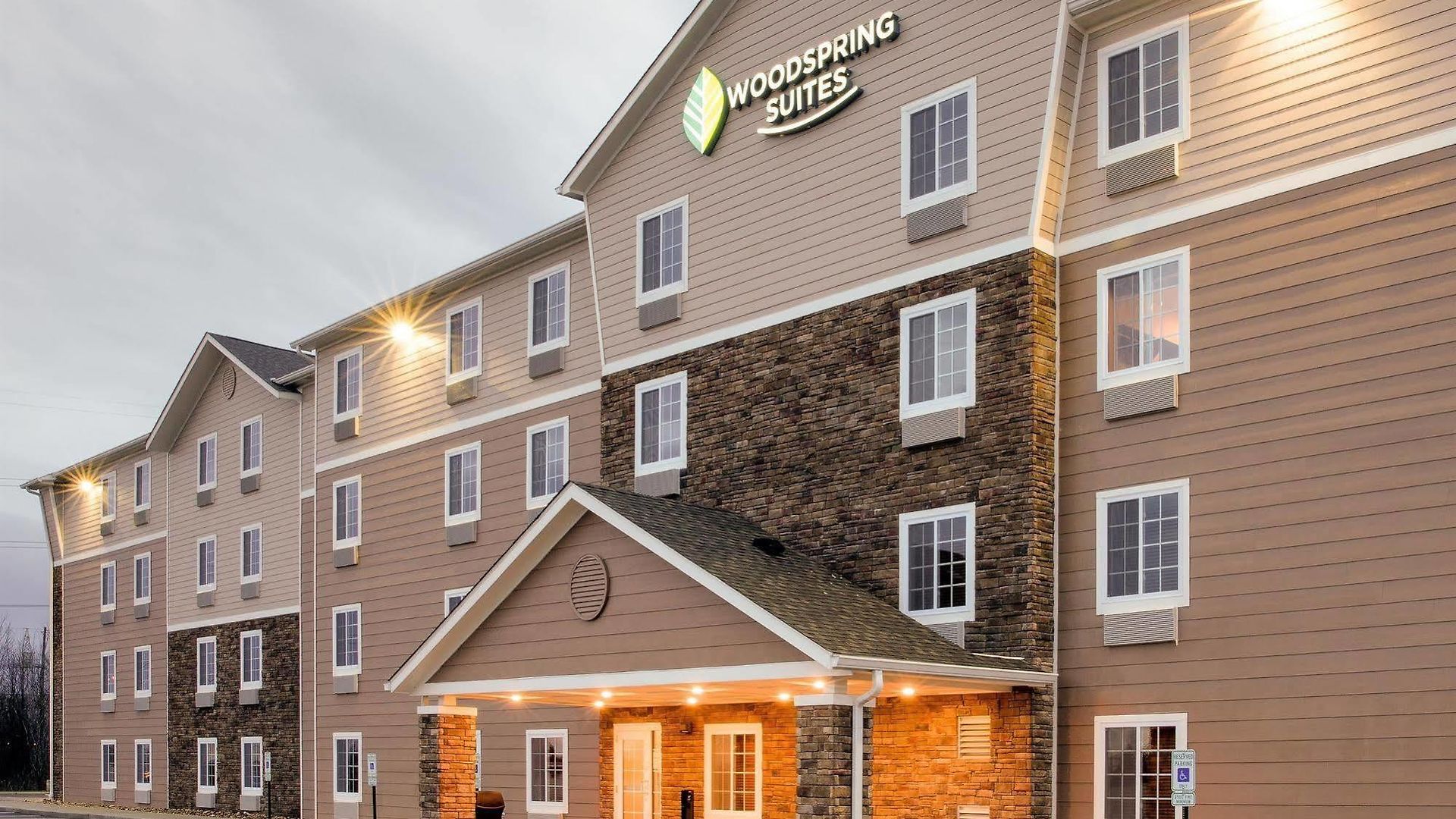 Woodspring Airport 4* Nashville