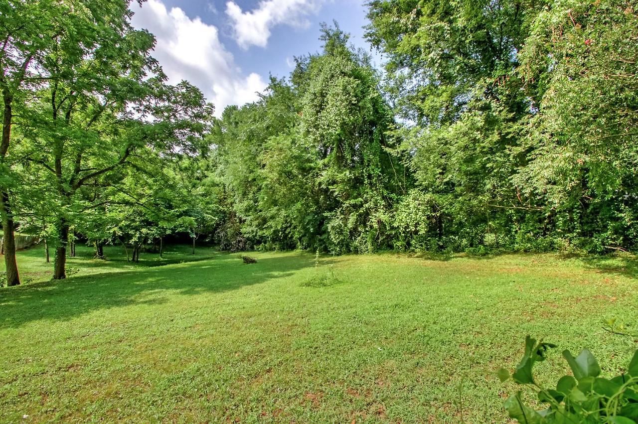 Holiday home Walk To Trails & Fishing Spots! Lake Ozark Escape Nashville